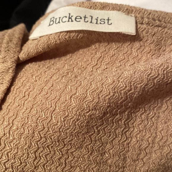 Bucketlist RUFFLE BABY DOLL CROP TOP - Picture 3 of 7